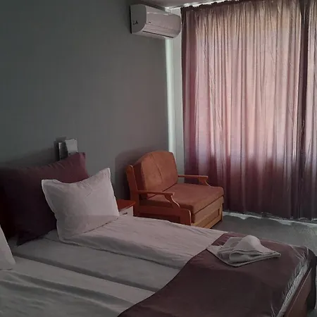 Hotel Family Saga 3*