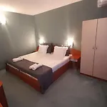 Family Saga Hotel