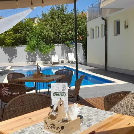 Hotell Family Saga Ravda