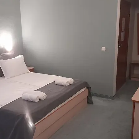 Family Saga 酒店 拉夫达