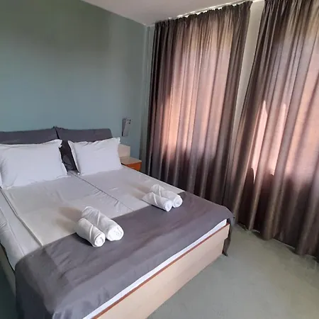Family Saga Otel Ravda